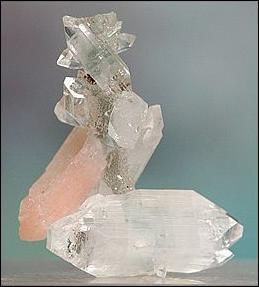 fluorapophyllite stilbite crystal.jpg
